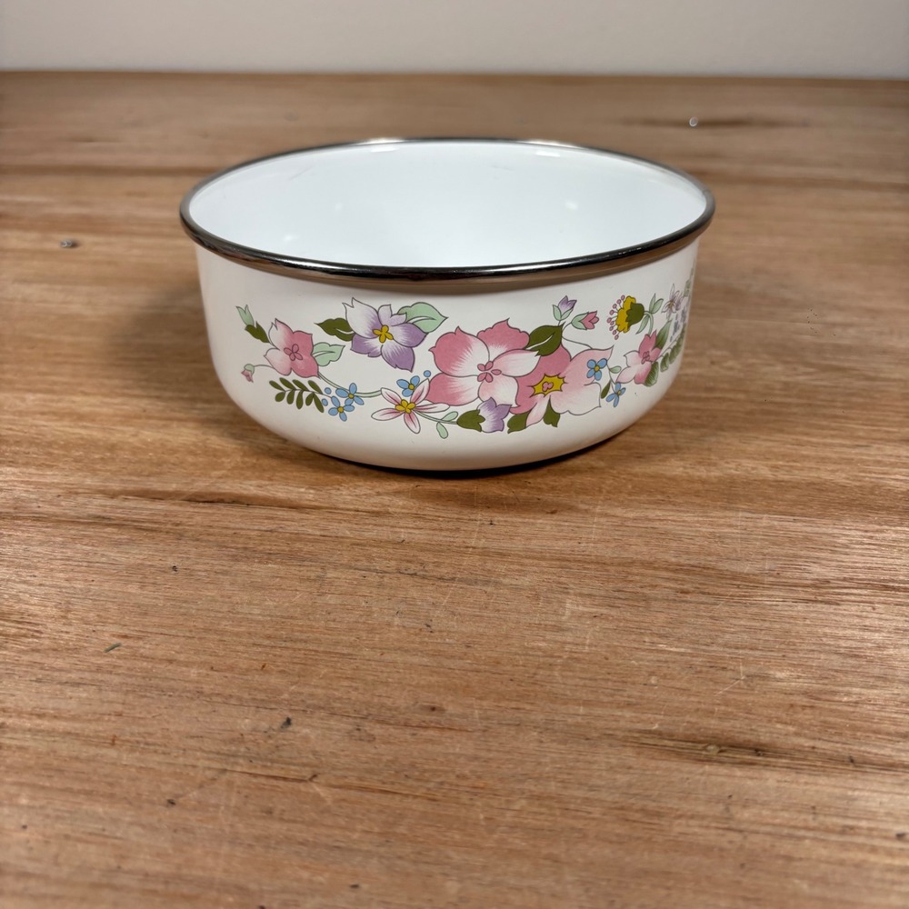 Vintage Kobe JCPenney Enamel Mixing Bowl Floral Pink Purple White 6 Inch
